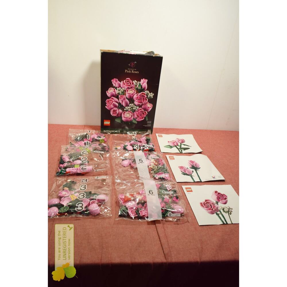 LEGO Botanicals Bouquet of Pink Roses 10374